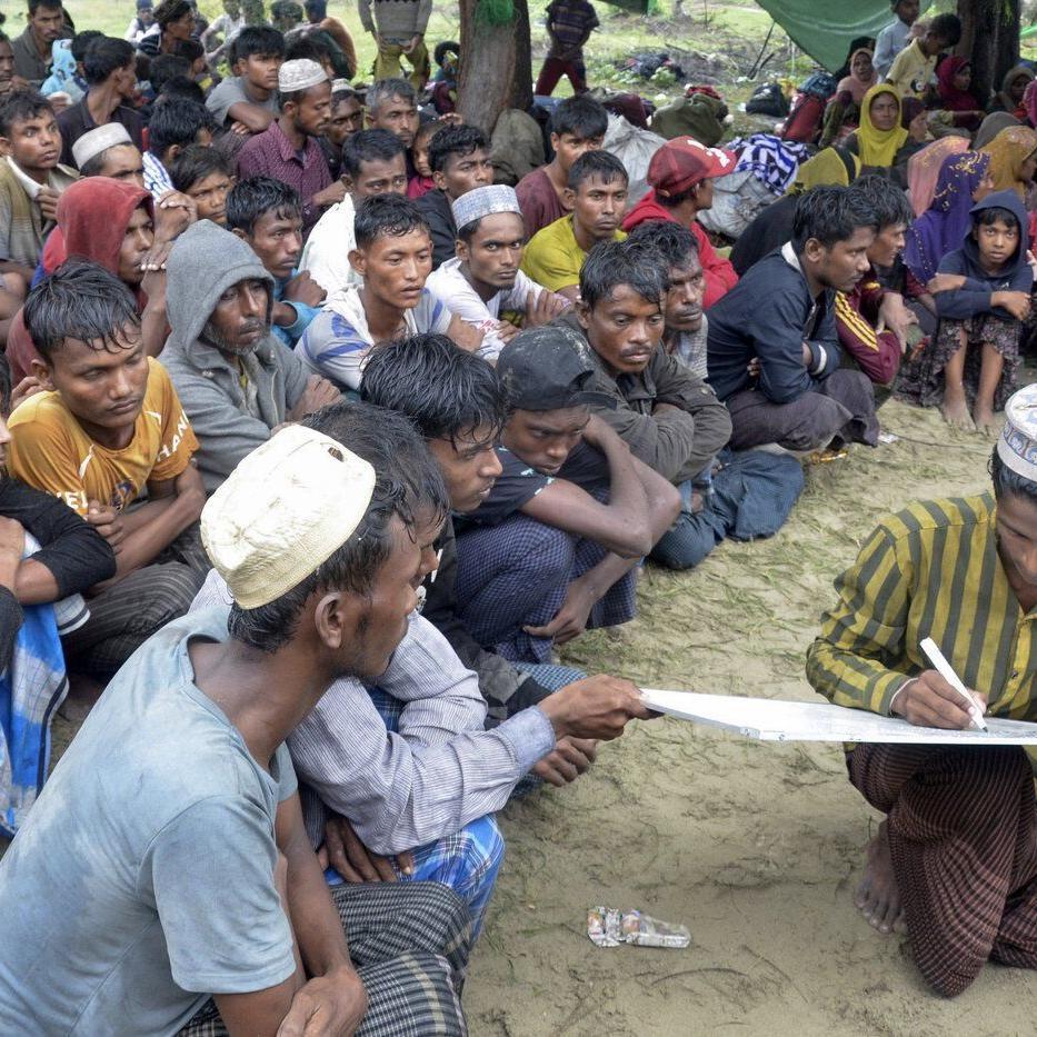 Two boats with more than 260 Rohingya refugees arrives in Indonesia's coast